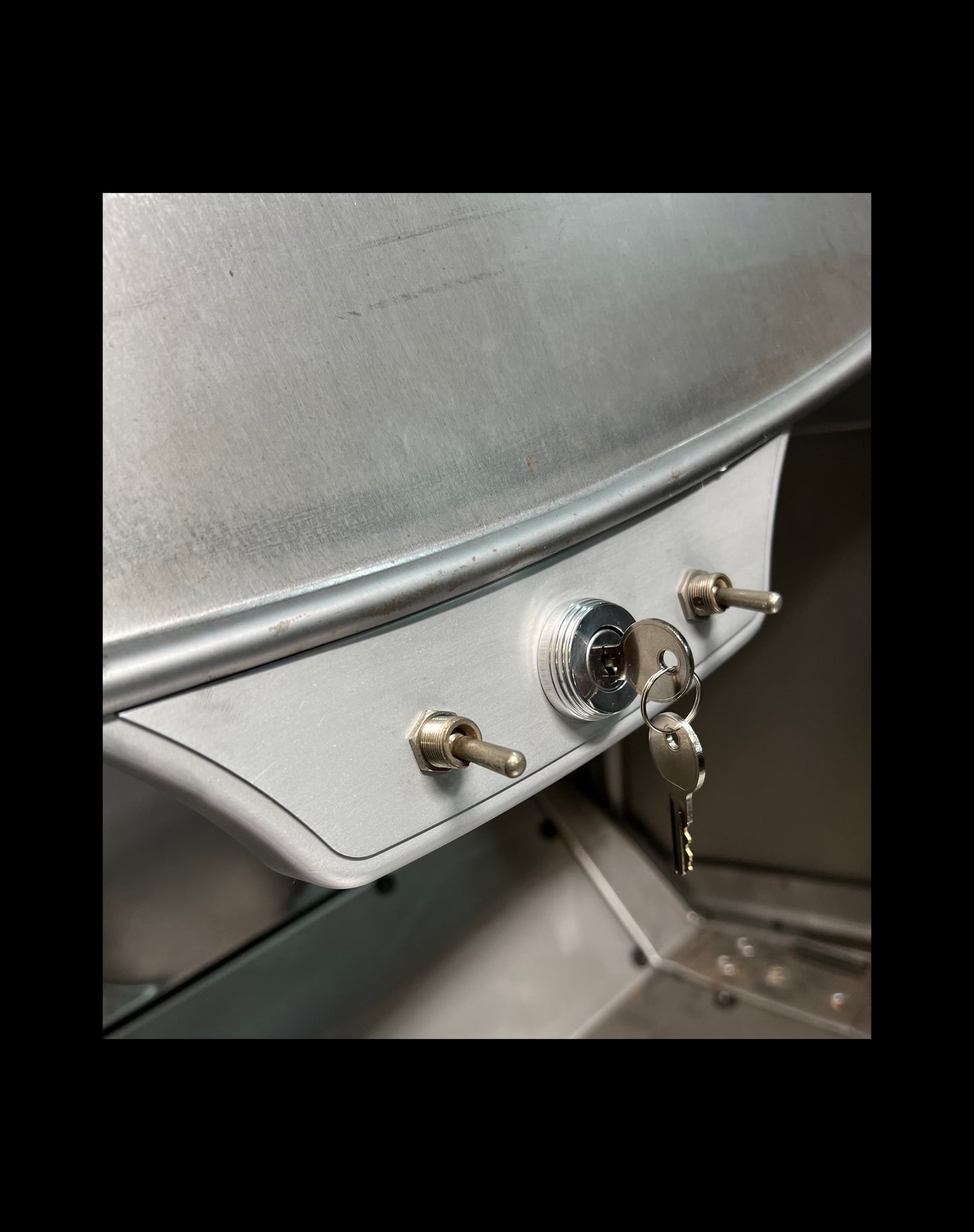Under Dash Switch Panel - Roadster